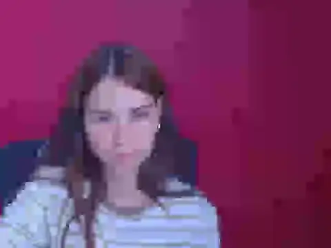 Snapshot of Loon_Amore chatting on 10-08-25, 12:25 Loon Amore online show from 10-08-25, 12:25