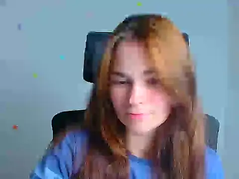 Snapshot of Loon_Amore chatting on 10-12-25, 05:50 Loon Amore online show from 10-12-25, 05:50