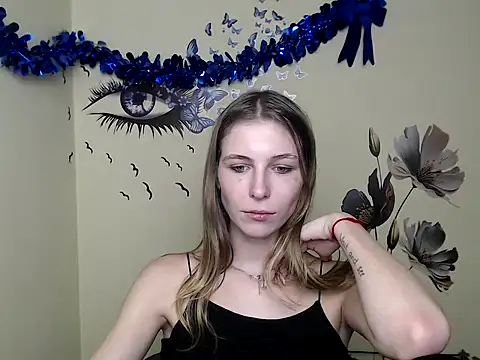 StrangerGi online show from 01-31-25, 01:01