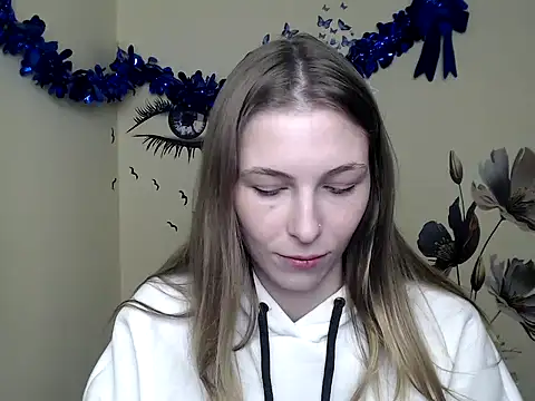 StrangerGi online show from 02-05-25, 04:14