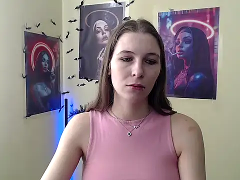 Snapshot of StrangerGi chatting on 03-08-26, 06:50 StrangerGi online show from 03-08-26, 06:50