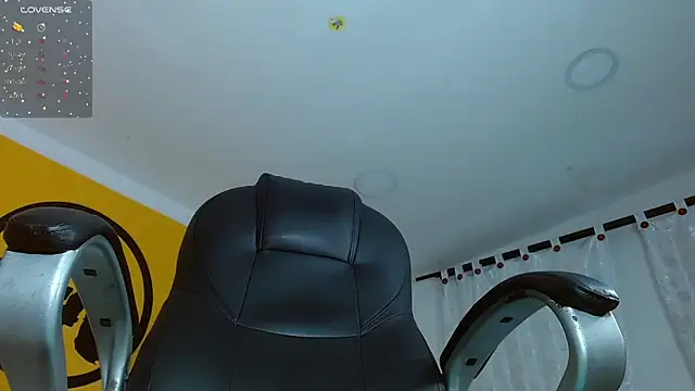 Snapshot of Matthew_Boy_ chatting on 02-27-25, 05:45 Matthew Boy  online show from 02-27-25, 05:45