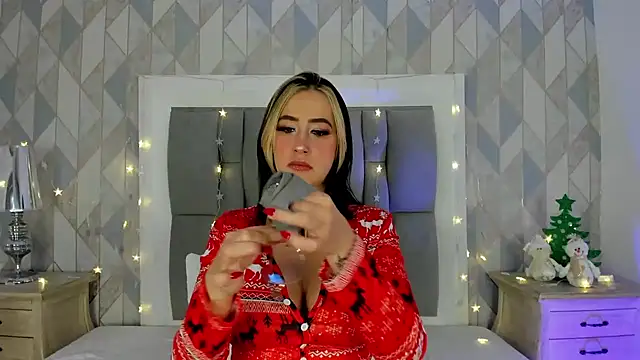 anais cooper online show from 12-21-24, 11:44