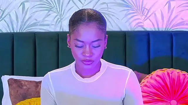 AngelinaBoss online show from 12-23-24, 06:27