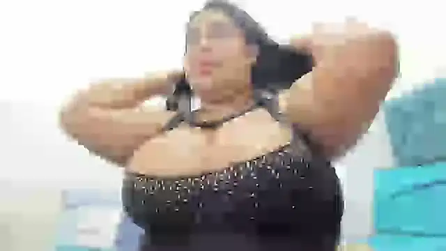 Keisy boony online show from 06-15-26, 09:06