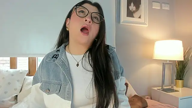 hannaasweet online show from 03-22-25, 05:52