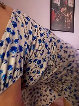 Snapshot of hannaasweet chatting on 03-11-26, 08:48 hannaasweet online show from 03-11-26, 08:48