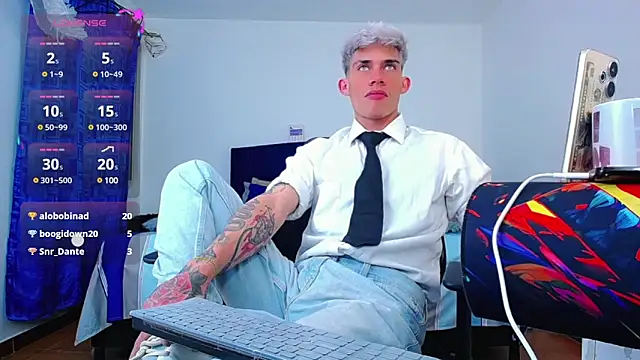 Snapshot of thiagomurphyy chatting on 12-02-24, 07:58 thiagomurphyy online show from 12-02-24, 07:58