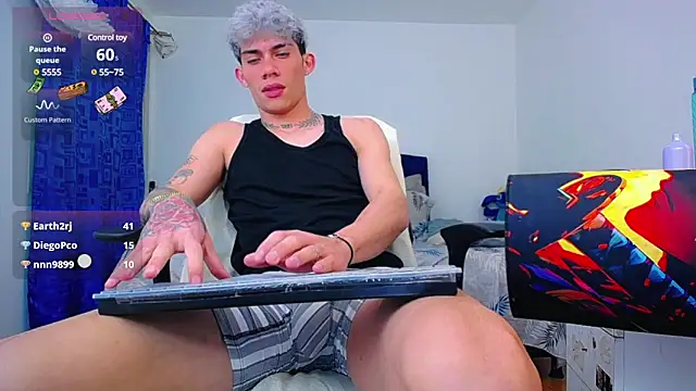 Snapshot of thiagomurphyy chatting on 01-11-25, 06:56 thiagomurphyy online show from 01-11-25, 06:56