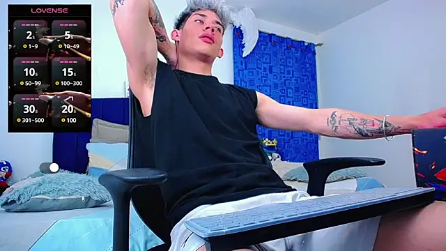 Snapshot of thiagomurphyy chatting on 02-05-25, 03:02 thiagomurphyy online show from 02-05-25, 03:02