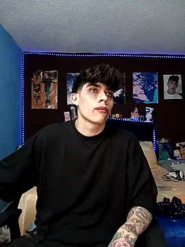 Snapshot of thiagomurphyy chatting on 11-01-25, 03:30 thiagomurphyy online show from 11-01-25, 03:30