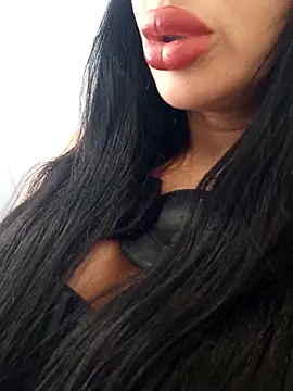 Snapshot of black_Pantherr69 chatting on 04-09-26, 05:29 black Pantherr69 online show from 04-09-26, 05:29