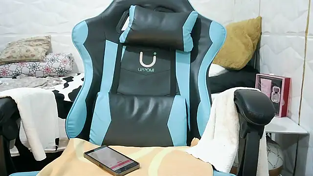 Snapshot of Mendoza_Amaranata chatting on 02-11-25, 03:51 Mendoza Amaranata online show from 02-11-25, 03:51