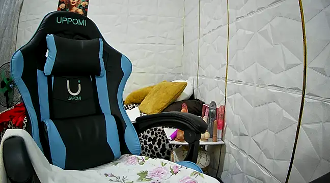 Snapshot of Mendoza_Amaranata chatting on 02-17-25, 11:42 Mendoza Amaranata online show from 02-17-25, 11:42