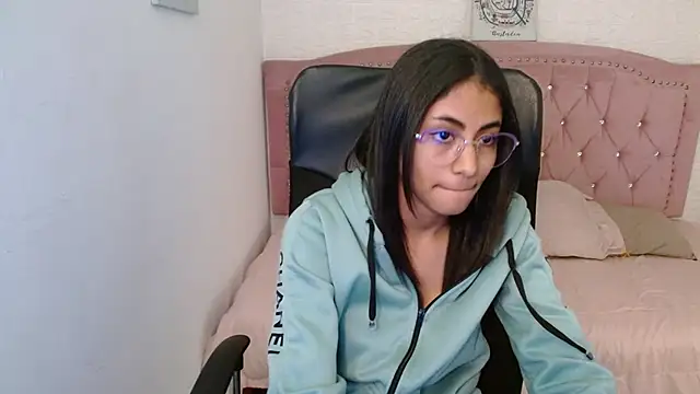 shaneelle online show from 02-11-25, 09:09