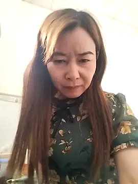 Sexy-ladyboobs20 online show from 12-22-24, 02:17