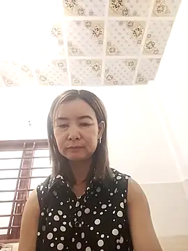 Snapshot of Sexy-ladyboobs20 chatting on 10-18-25, 01:19 Sexy-ladyboobs20 online show from 10-18-25, 01:19