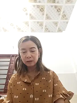 Snapshot of Sexy-ladyboobs20 chatting on 10-30-25, 12:06 Sexy-ladyboobs20 online show from 10-30-25, 12:06