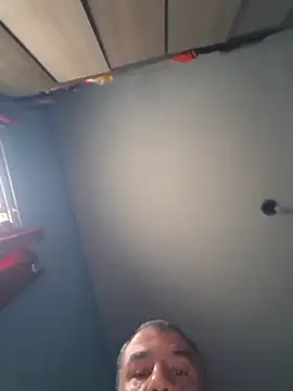 Carlossantos07 online show from 03-10-26, 11:37