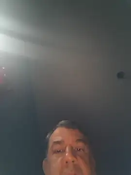 Snapshot of Carlossantos07 chatting on 04-18-26, 10:30 Carlossantos07 online show from 04-18-26, 10:30