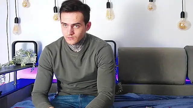 CarterCole online show from 01-18-25, 04:42