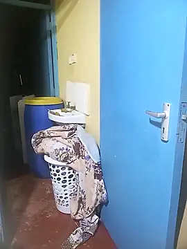 Snapshot of Bootiq chatting on 03-05-26, 02:02 Bootiq online show from 03-05-26, 02:02