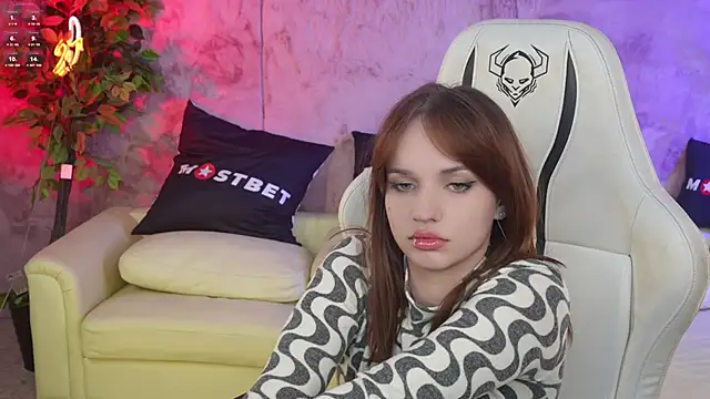 Brendi054 online show from 12-13-24, 07:43