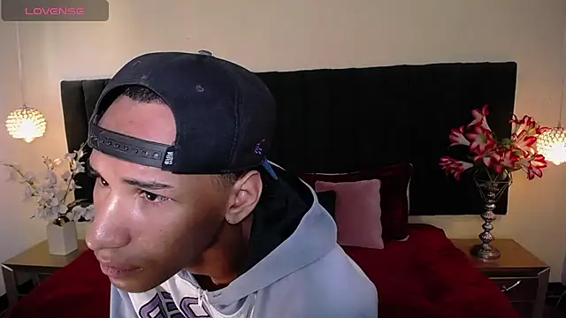 Snapshot of soft_attraction chatting on 11-07-25, 07:36 soft attraction online show from 11-07-25, 07:36