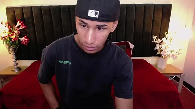 soft attraction online show from 02-10-26, 07:40