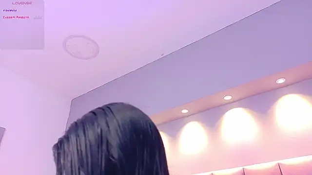 KeilyRoss online show from 10-28-25, 08:11