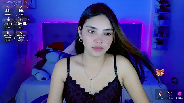 Snapshot of Kylie_brokee chatting on 12-11-24, 09:12 Kylie brokee online show from 12-11-24, 09:12