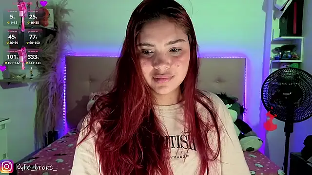 Snapshot of Kylie_brokee chatting on 03-02-26, 10:05 Kylie brokee online show from 03-02-26, 10:05