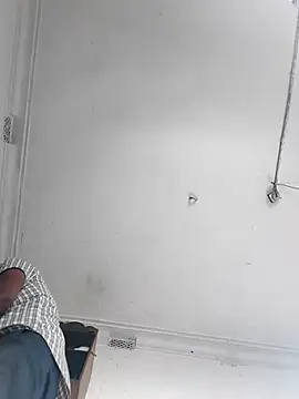 Snapshot of lm12334 chatting on 10-13-25, 08:03 lm12334 online show from 10-13-25, 08:03