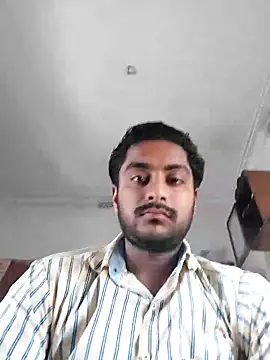 Snapshot of lm12334 chatting on 10-15-25, 08:03 lm12334 online show from 10-15-25, 08:03