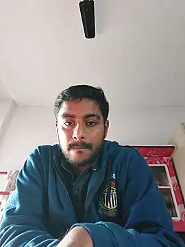 Snapshot of lm12334 chatting on 01-11-26, 09:36 lm12334 online show from 01-11-26, 09:36