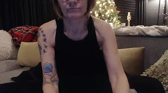 godinflower online show from 12-18-24, 04:49