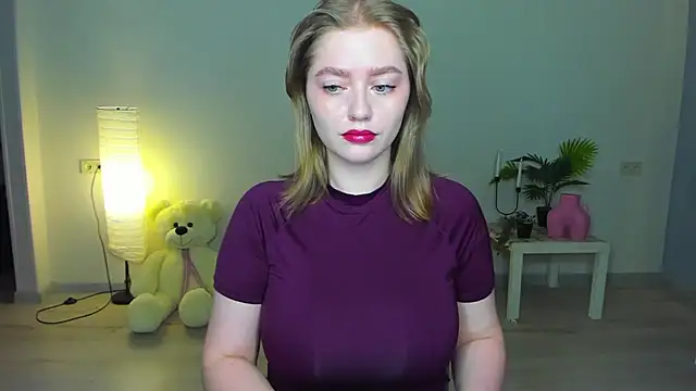 AidaPerry online show from 09-24-25, 06:44