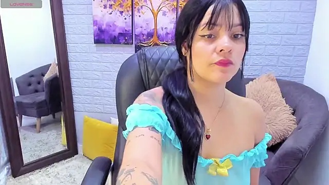 StefyGil  online show from 10-21-25, 12:06