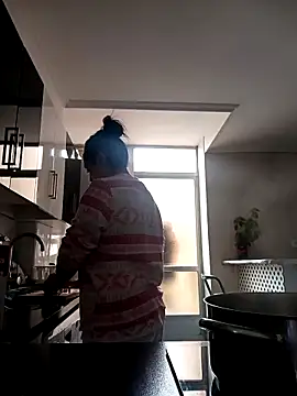 Juanamd1 online show from 12-29-24, 11:50