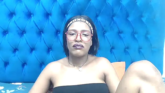 SpicyQueenxxxx online show from 04-18-26, 07:58