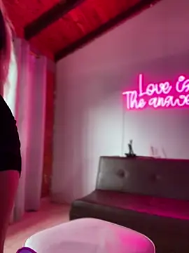 SamaraJay1 online show from 12-06-24, 12:49