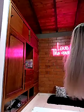 SamaraJay1 online show from 03-13-25, 11:41