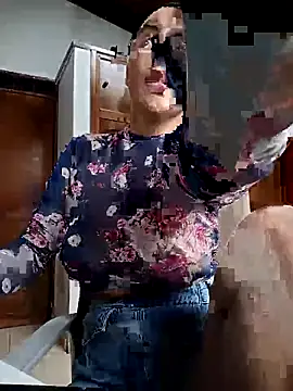 SamaraJay1 online show from 03-08-26, 03:05