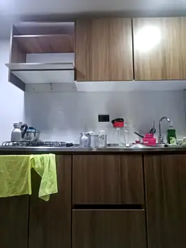 coral smitth online show from 11-23-25, 08:19