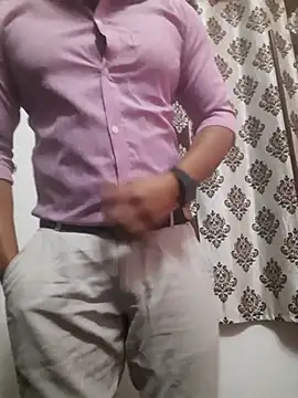 Guyinshortss online show from 03-28-26, 07:35