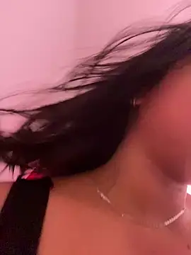 EmmaTorres  online show from 01-26-25, 04:20