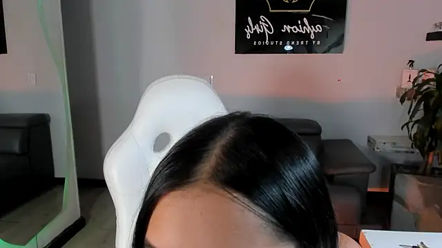 EmmaTorres  online show from 02-16-25, 09:05