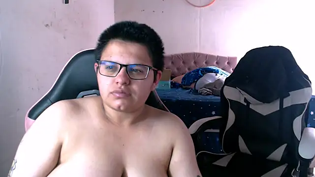 tatsumi nao online show from 03-07-26, 04:37