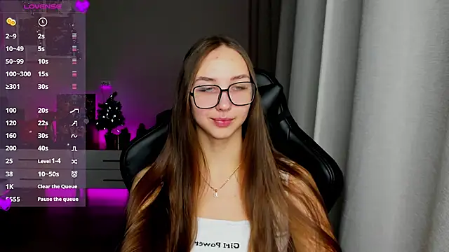 Sm0ly online show from 12-20-24, 02:08