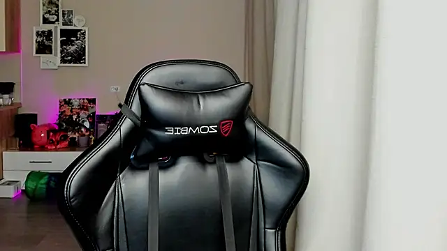 Sm0ly online show from 11-23-25, 01:49